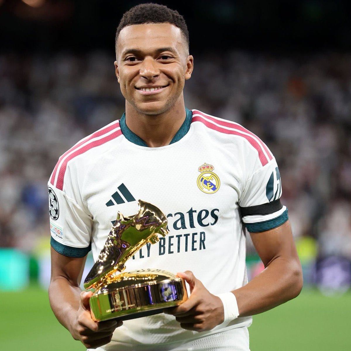 Raúl Asencio Names Kylian Mbappé as His Pick for the Ballon d’Or